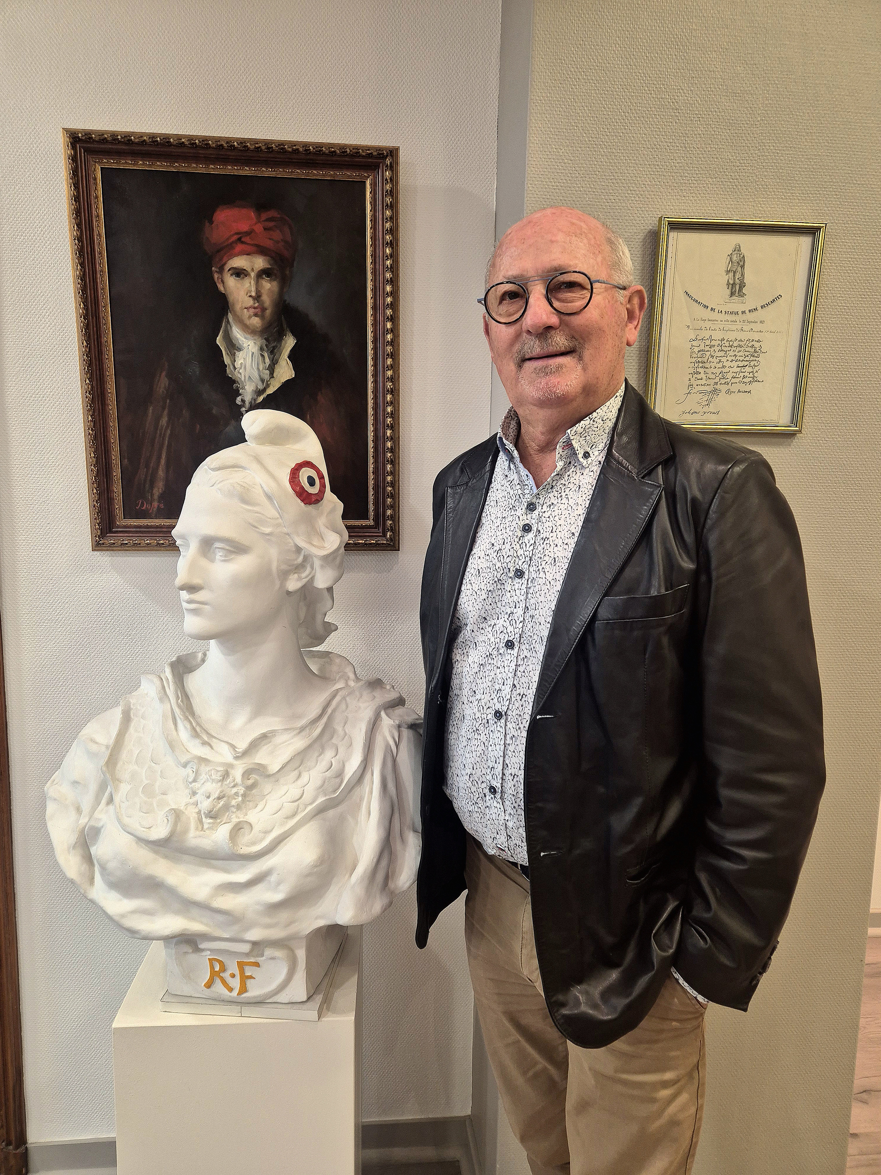 Bruno Mereau Maire de Descartes